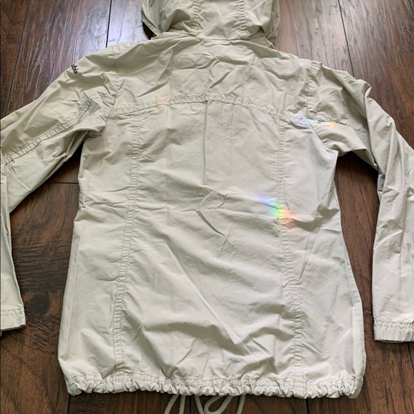 Columbia Sportswear Cream Anorak - Picture 9 of 14